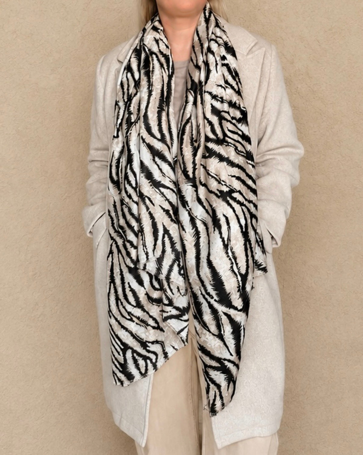Tuch Zebra Hell