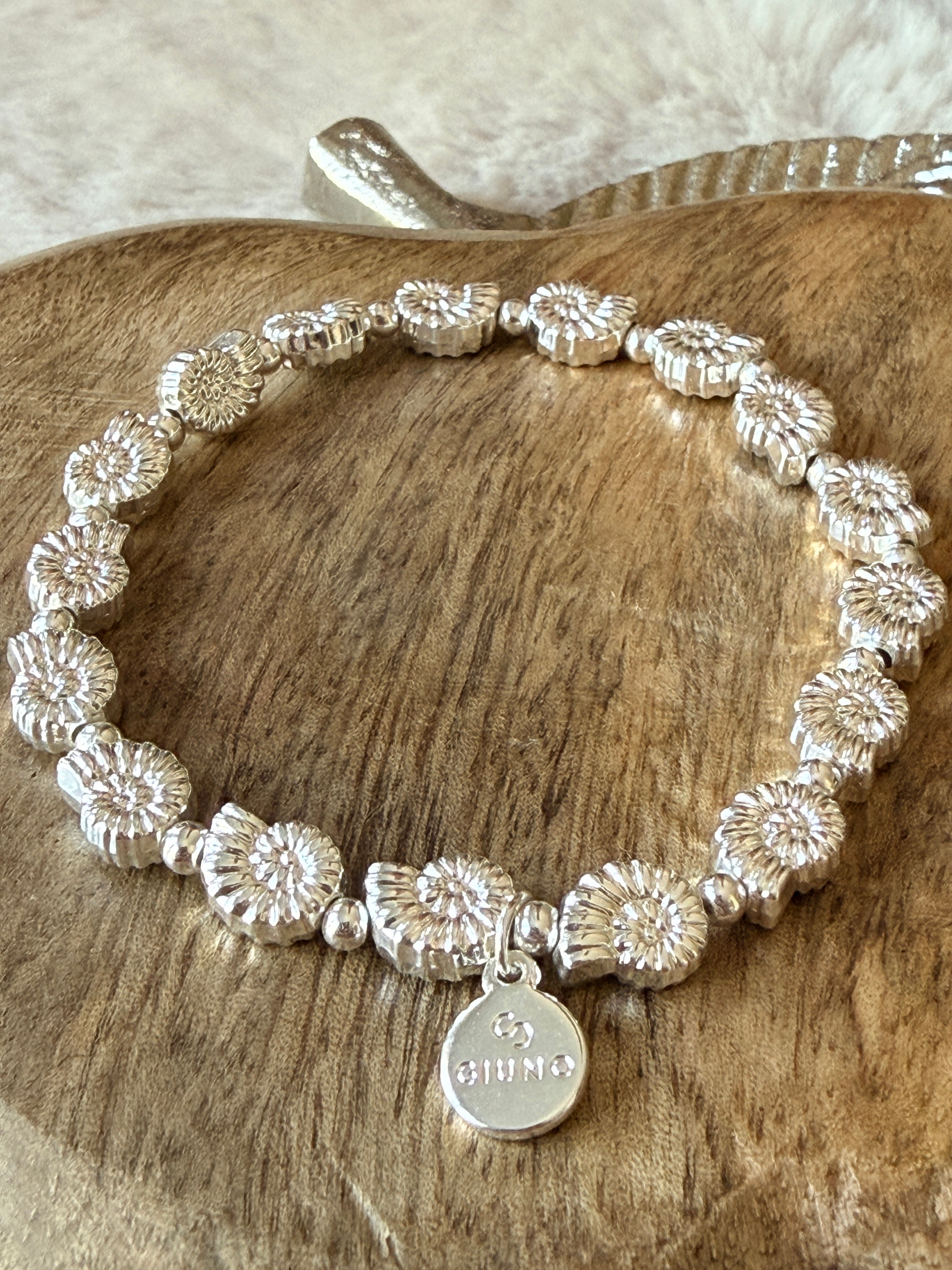 Muschelarmband Silberoptik